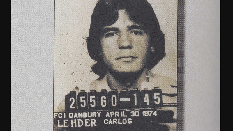 Carlos Ledher mugshot at Danbury Prison 30th April 1974. – Bild: Public Domain