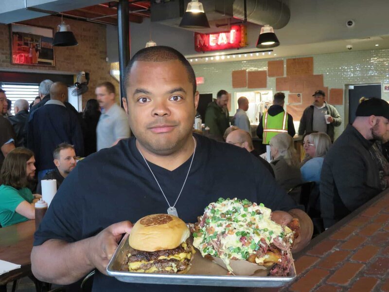 Roger Mooking – Bild: 2018, Cooking Channel, LLC. All Rights Reserved Lizenzbild frei