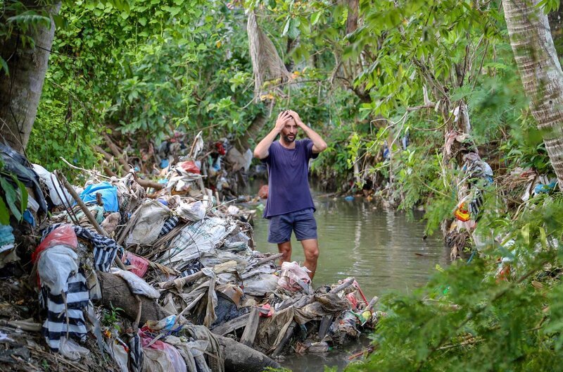 2050 wird es voraussichtlich mehr Müll und Plastik als Fische in den Meeren geben. Tim Silverwood setzt sich dafür ein, dies zu verhindern. – Bild: Blue Ant Media / © Blue Ant Media 2050 wird es voraussichtlich mehr Müll und Plastik als Fische in den Meeren geben. Tim Silverwood setzt sich dafür ein, dies zu verhindern. – Bild: Blue Ant Media / © Blue Ant Media