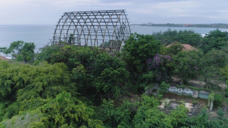 Der Bali Park wurde 1997 eröffnet und kostete 100 Millionen Dollar. Früher war er ausgestattet mit einer 3D-Kinoleinwand, Pavillons, Restaurants und sogar einer Achterbahn. – Bild: BILD