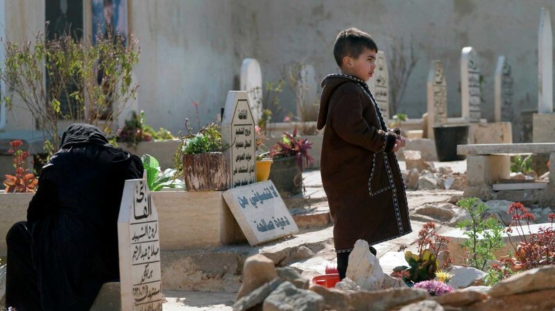 Der Friedhof vom Flüchtlingslager in Jenin wird auch „Friedhof der Märtyrer“ genannt. – Bild: WDR