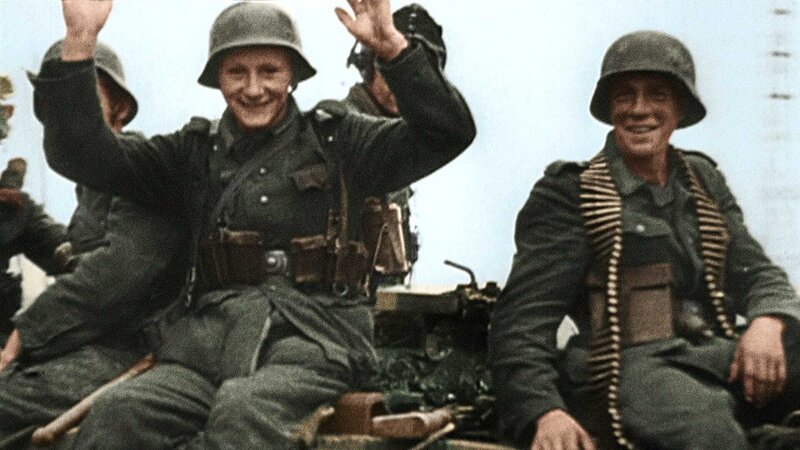 Ideologisch erzogene Teenager, vom NS-Regime an der Front in der Normandie verheizt: Die jungen Männer der 12. SS-Panzerdivision „Hitlerjugend“. – Bild: WELT
