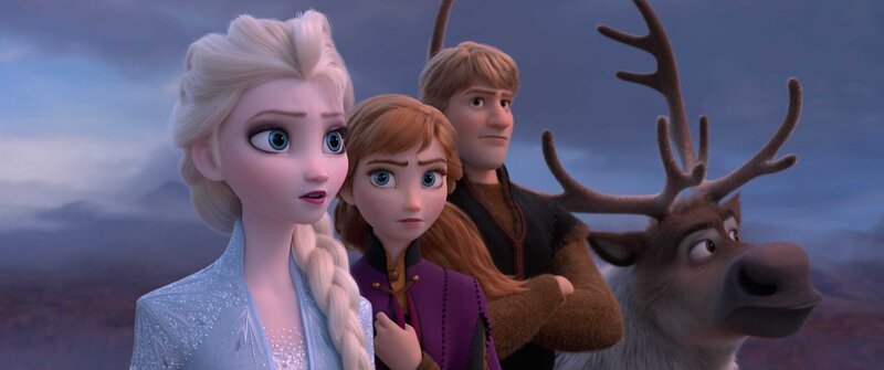 L-R: Elsa, Anna, Kristoff und Sven – Bild: ORF/​Disney