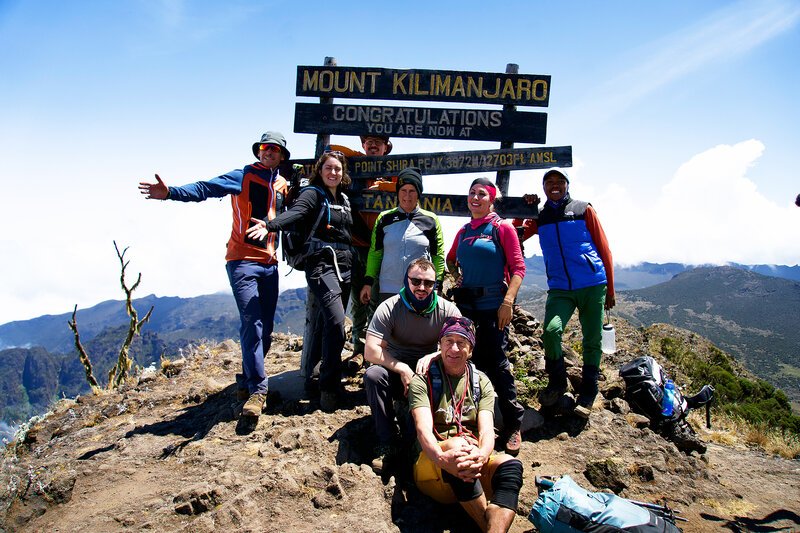 SRF DOK Abenteuer Kilimandscharo – Auf Expedition in Tansania Folge 2 Zwischenhalt beim Aufstieg auf den Kilimandscharo 2023 SRF – Bild: SRF1
