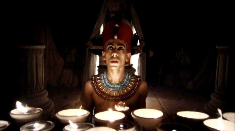 Pharao Tutanchamun stirbt ungewöhnlich früh mit nur 19 Jahren – ist er vielleicht einem Mord zum Opfer gefallen? – Bild: phoenix/​ZDF/​Mark Puffet