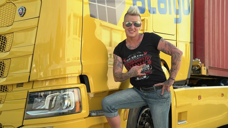 Titel: Trucker Babes – 400 PS in Frauenhand; Staffel: 3; 2019; Person: Jana – Bild: 5+