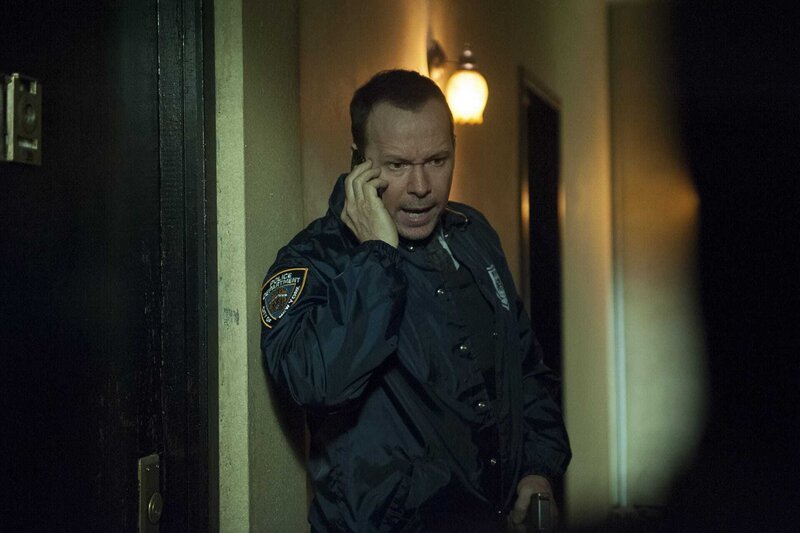 „Bad Company“ -- Eddie goes on her first undercover operation to investigate a kidnapping ring targeting young women via fake youth hostel websites. Meanwhile, Frank helps a woman he knows from early in his career meet the inmate who killed her family, on BLUE BLOODS, Friday, March 13 (10:00–11:00 PM, ET/​PT) on the CBS Television Network. Pictured: Donnie Wahlberg as Danny Reagan. Photo: Jojo Whilden/​CBS ÃÂ©2014 CBS Broadcasting Inc. All Rights Reserved. – Bild: 2014 CBS Broadcasting Inc. All Rights Reserved. /​ Jojo Whilden Lizenzbild frei