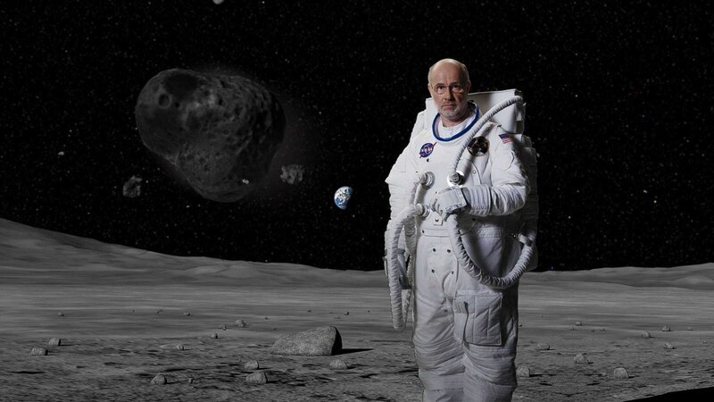 Harald Lesch wagt das Gedankenexperiment: Könnten wir den Mond besiedeln? – Bild: ZDF und Hans Jakobi /​ Harald Capota./​Hans Jakobi /​ Harald Capota