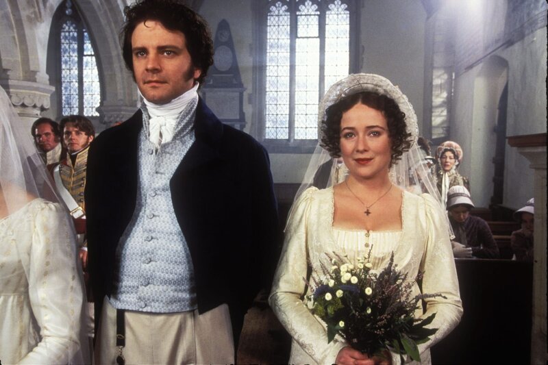 Darcy (Colin Firth) und Elizabeth (Jennifer Ehle), die lange Zeit ihre Gefühle füreinander unterdrückt haben, finden schließlich zueinander. – Bild: BBC /​ Joss Barratt Lizenzbild frei