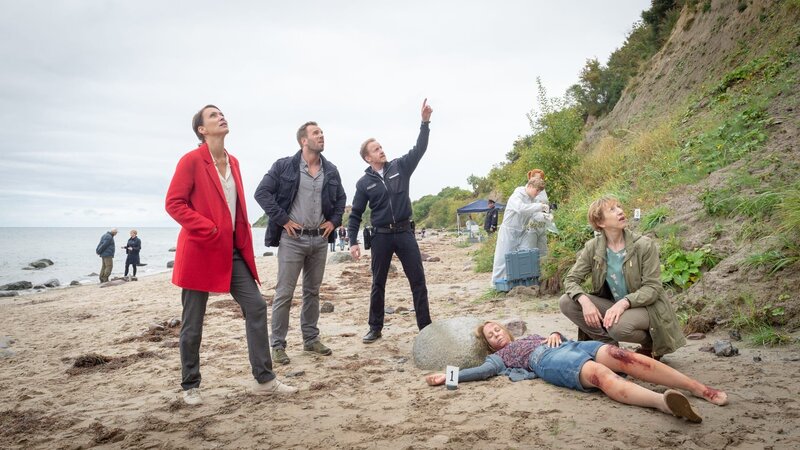 Soko (singer) visual data 6