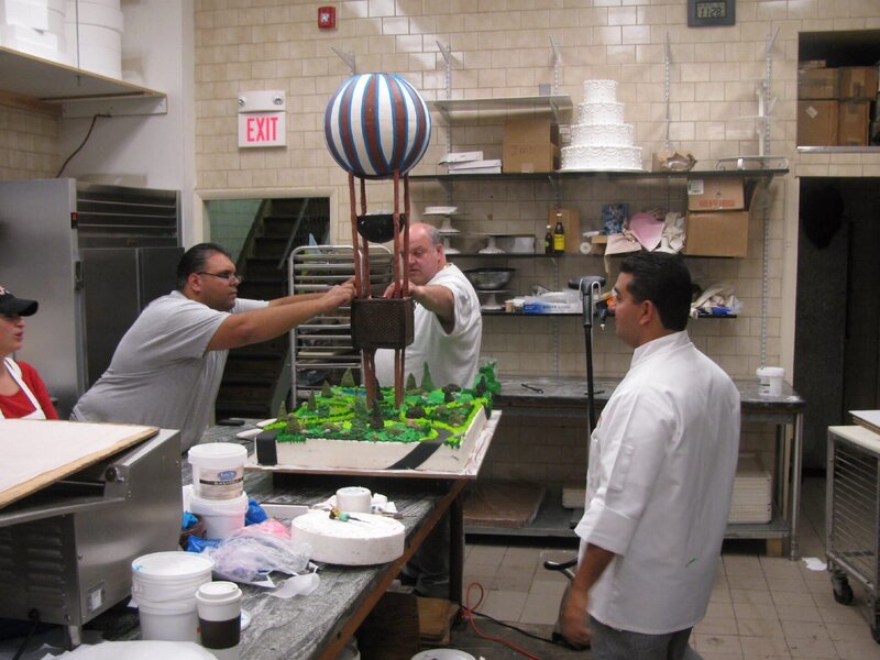 Make a Wish Balloon Cake in Bakery. – Bild: Copyright: Discovery Communications, Inc. For Show Promotion Only