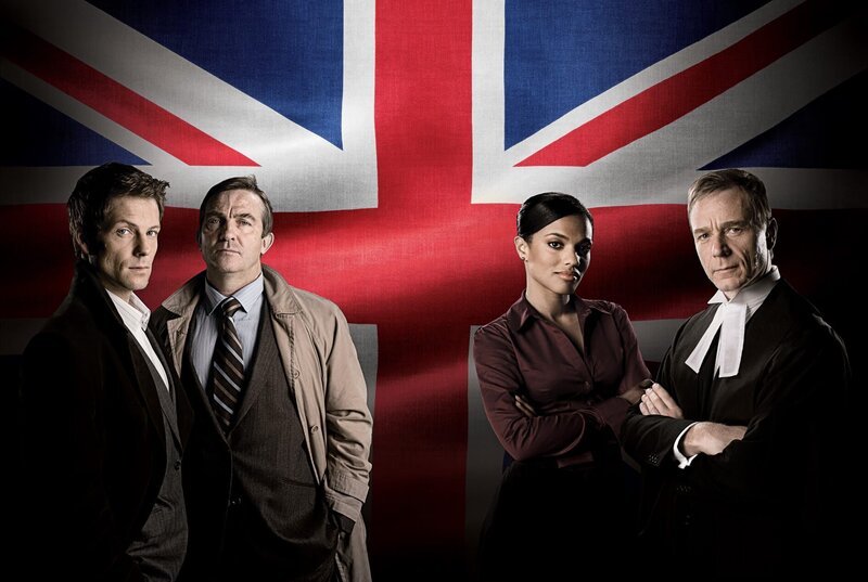 1.Staffel: (v.l.) Detective Matt Devlin (Jamie Bamber), Detective Ronnie Brooks (Bradley Walsh), Staatsanwältin Alesha Phillips (Freema Agyeman) und Staatsanwalt James Steel (Ben Daniels) – Bild: 13th Street