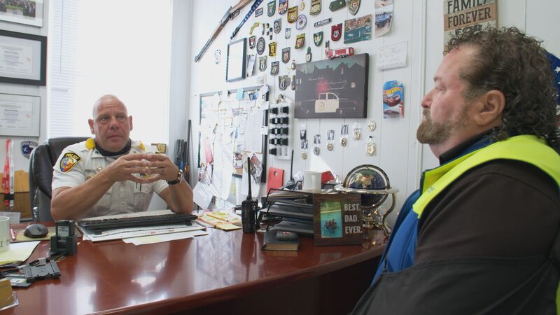 Manfred Gilow (left). – Bild: DMAX