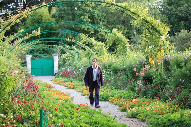 Monty lädt auf eine Reise nach Frankreich ein. Hier präsentiert er die schönsten Gärten Frankreichs. Hier im Garten Claude Montes Garten Giverny – Bild: RTL