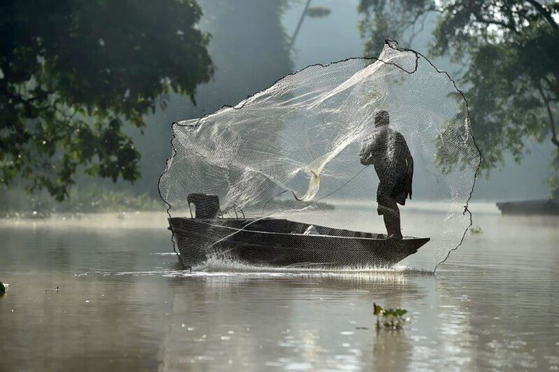 Traditioneller Fischfang am Kinabatangan – Bild: ORF/​ZDF/​Cede Prudente