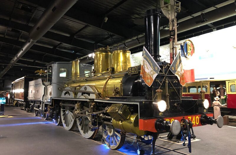 Diese Lokomotive hier wurde 1882 von Forquenot gebaut und war zwischen Paris und Orléans unterwegs. – Bild: SWR/​Alexander Schweitzer