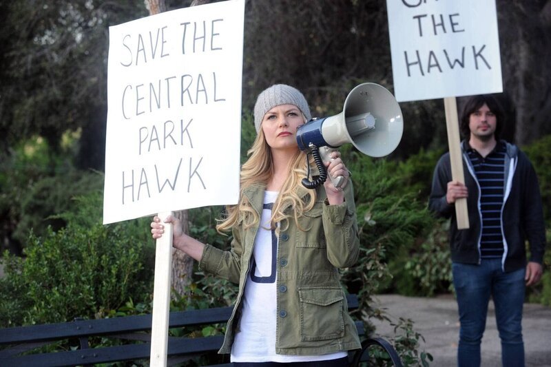 Die Zukunft von Zoey (Jennifer Morrison): Sie kämpft weiterhin für Recht und gegen Unrecht … – Bild: Courtesy of Warner Brothers