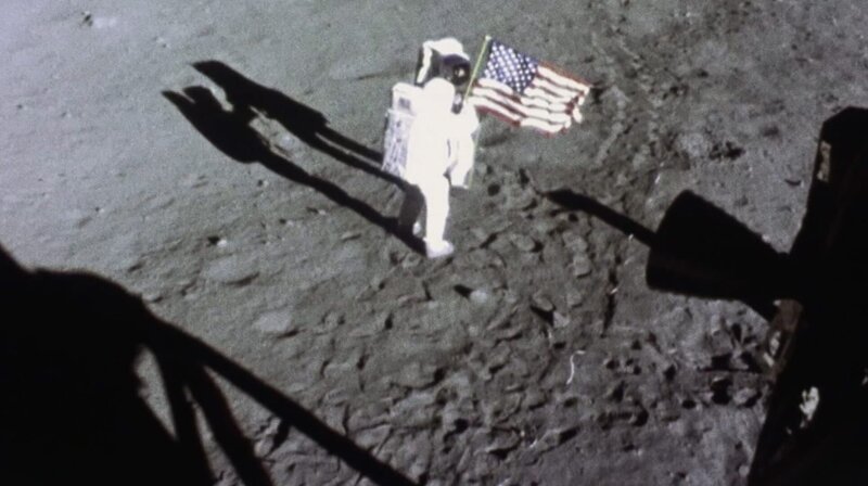 21. Juli 1969 hält die Mondlandung die Welt in Atem. Auch hier fieberten die Menschen mit, als der Neil Armstrong, der erste Mensch, den Mond betrat. – Bild: WDR
