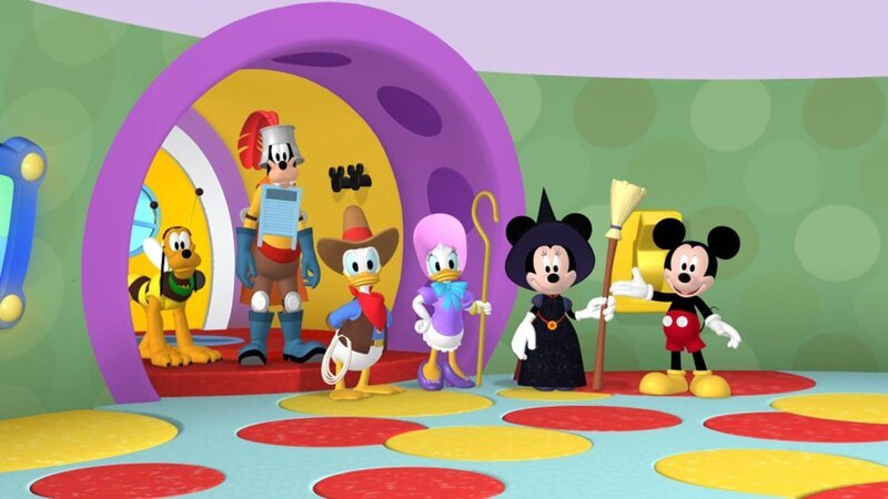 (v. l.) Pluto, Goofy, Donald, Daisy, Minnie, Micky – Bild: Disney