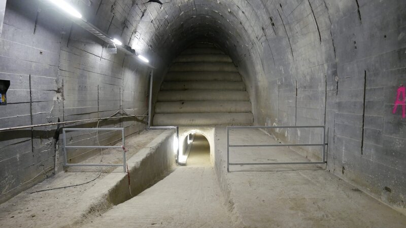 canal tunnel – Bild: Licensed by DCD Rights Ltd. Lizenzbild frei