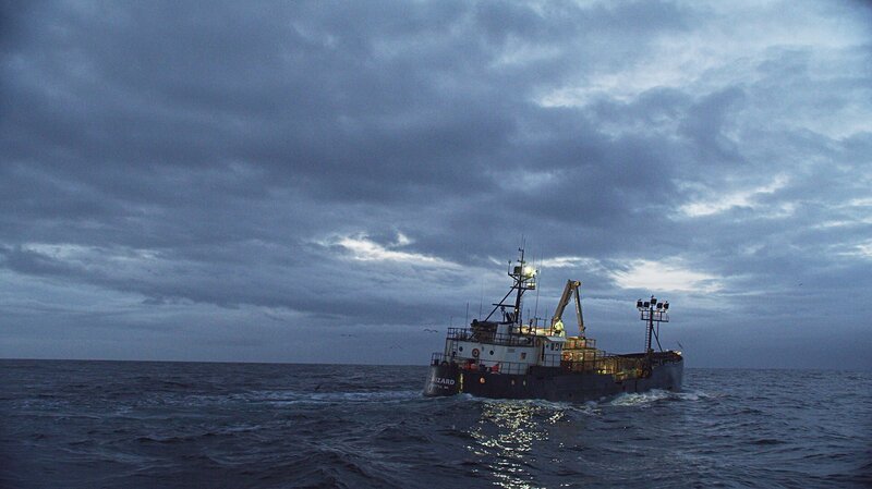The F/​V Wizard on the Bering Sea. – Bild: Discovery Communications, LLC