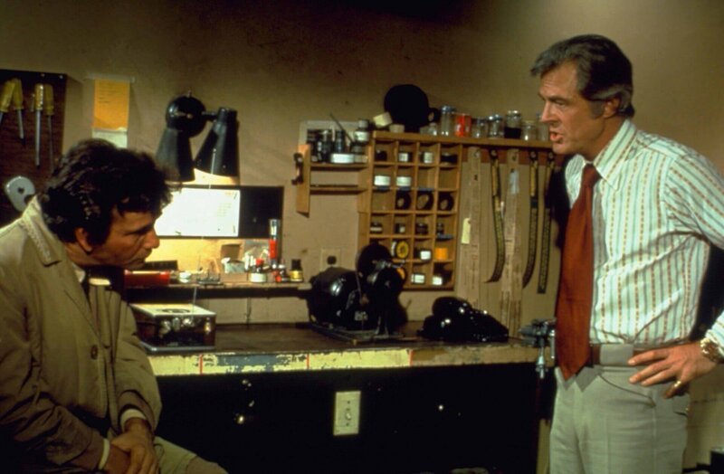 Columbo (Peter Falk, l.); Dr. Bart Kepple (Robert Culp, r.) – Bild: 1973 Universal City Studios LLLP. All Rights Reserved. Lizenzbild frei
