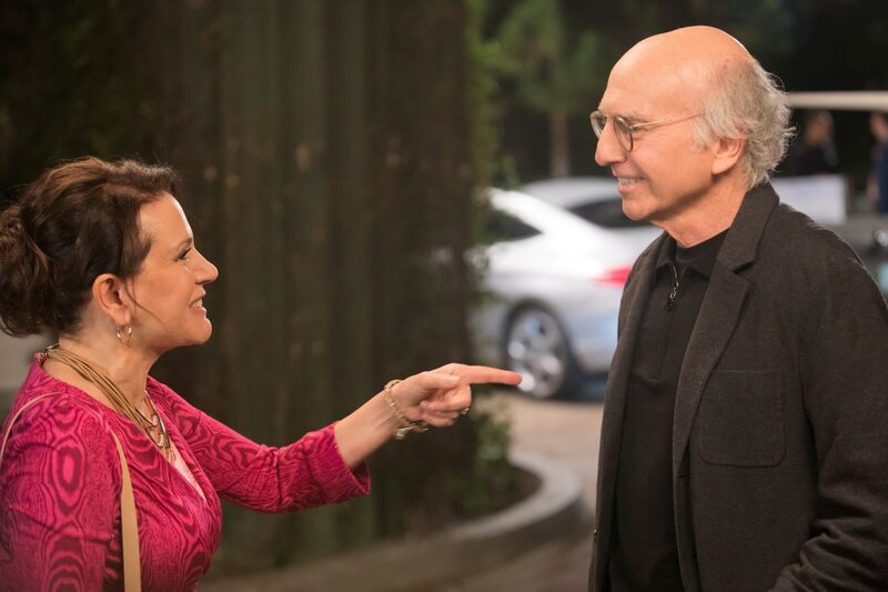 L-R: Susie Greene (Susie Essman) and Larry David (Larry David) – Bild: Die Verwendung ist nur bei redak /​ HBO /​ © Home Box Office, Inc. All rights reserved. HBO® and all related programs are the property of Home Box Office, Inc.