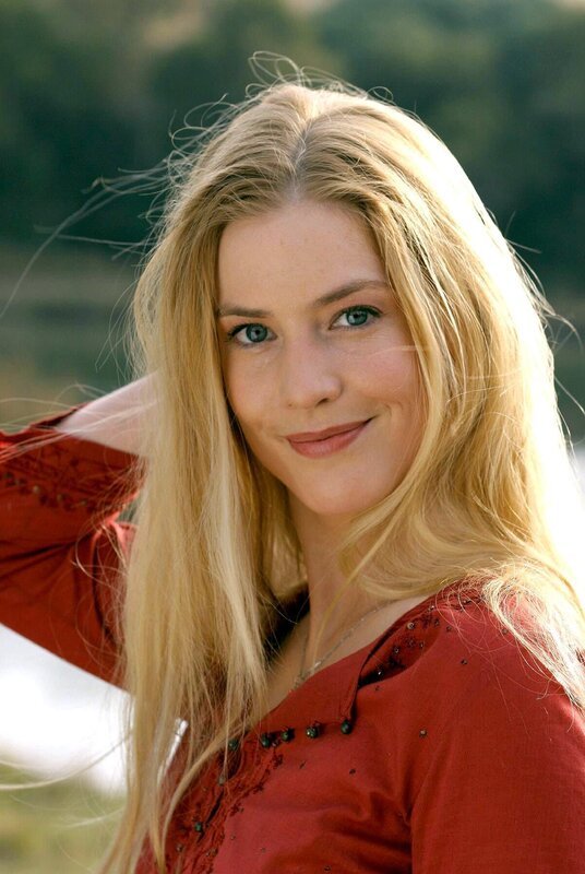 Julia (Susanne Gärtner). – Bild: ORF/​ZDF/​Boris Guderjahn