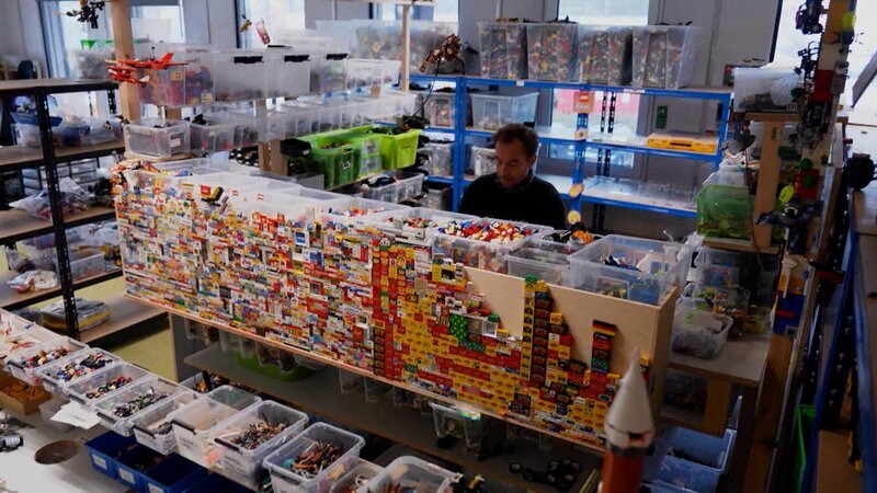 Gebrauchtes Lego kann man in diesem Laden in Münster bekommen. – Bild: N24 Doku