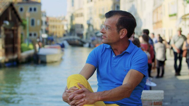 Karl Ploberger in Venedig. – Bild: ZDF und ORF