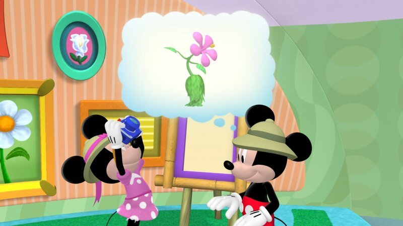 Auch nach der Dschungel-Safari denken Minnie (li.) und Micky (re.) an den tollen Hula-Hibiscus. – Bild: Disney /​ © 2013 The Walt Disney Company Germany