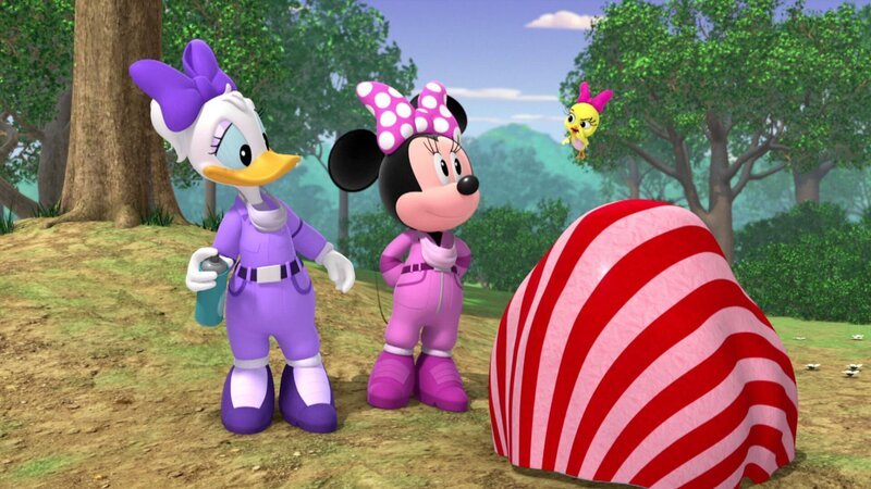 L-R: Daisy Duck, Minnie Mouse, Cuckoo-Loca – Bild: Disney Channel