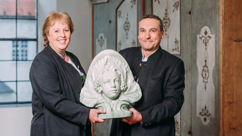 Diese bezaubernde Keramik Frauenbüste begeistert die Experten. – Bild: BR/​Vera Johannsen/​Vera Johannsen