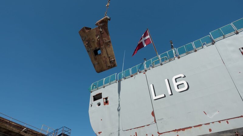 Nach fünf Jahren auf See wird die Absalon in der dänischen Werft Orskov Yard auf Herz und Nieren geprüft. – Bild: N24 Doku