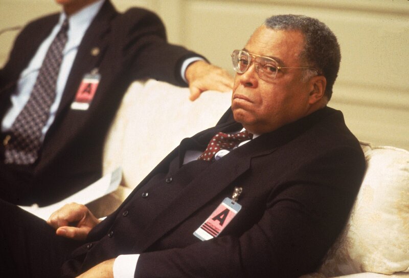 Das Kartell – Bild: Dieses Bild darf ausschließlich nach Maßgabe der Allgemeinen Geschäftsbedingungen für die Presselounges der Sender der ProSiebenSat.1 Media SE (AGB) genutzt werden. Die in den AGB festgesetzten Rechteeinschränkungen sind unbedingt  …