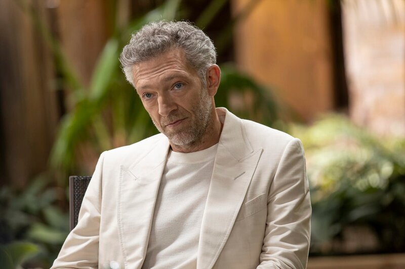 Serac (Vincent Cassel) – Bild: Home Box Office (HBO) /​ ©2020 Home Box Office, Inc. All /​ HBO /​ ©2020 Home Box Office, Inc. All rights reserved. HBO® and all related programs are the property of Home Box Office, Inc.