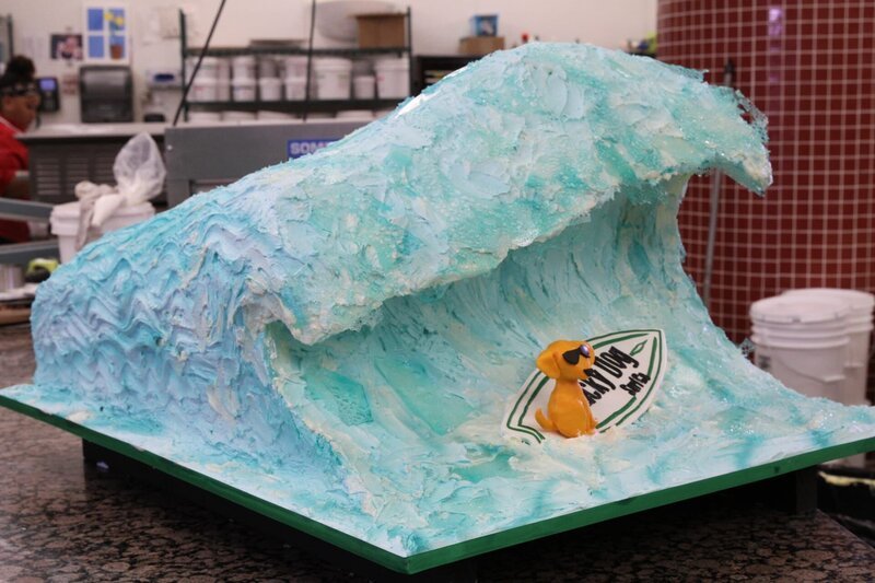 Beauty shot of Surf Cake. – Bild: International Networks /​ Discovery Communications