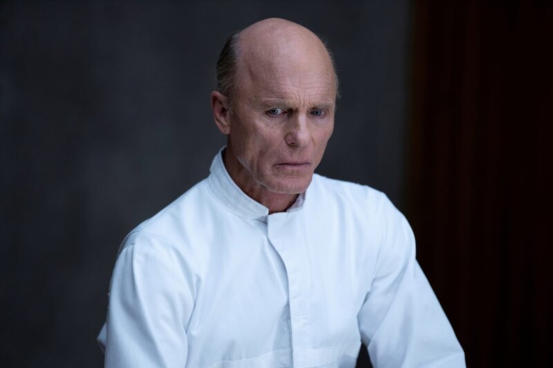 Man in Black (Ed Harris) – Bild: Die Verwendung ist nur bei re /​ HBO /​ © Home Box Office, Inc. All rights reserved. HBO® and all related programs are the property of Home Box Office, Inc