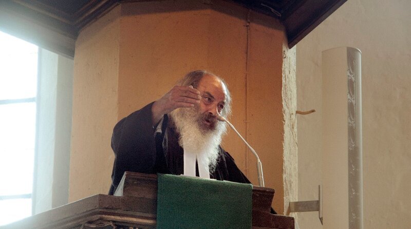 Auf der Kanzel zum Abschiedsgottesdienst am 25.08.2019 in der vollbesetzten Jenaer Stadtkirche. – Bild: MDR/Tilman König Auf der Kanzel zum Abschiedsgottesdienst am 25.08.2019 in der vollbesetzten Jenaer Stadtkirche. – Bild: MDR/Tilman König