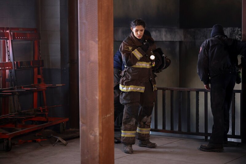 Chicago Fire Staffel 10 Folge 15 Miranda Rae Mayo als Stella Kidd SRF/​2021 NBC Universal – Bild: SRF2