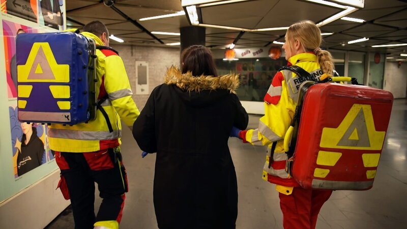 Der Rettungsdienst in Frankfurt ist ständig im Einsatz – Bild: RTL Zwei