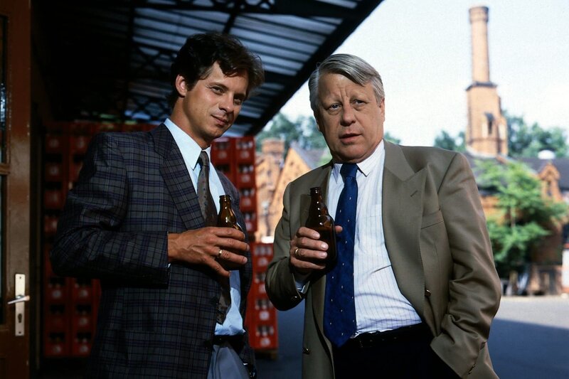 Die Wicherts von nebenan S02E07 Spanische Zeiten fernsehserien.de Die Wicherts von nebenan S02E07 Spanische Zeiten fernsehserien.de