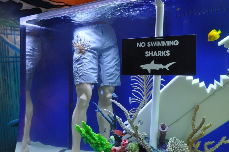 CU on No Swimming sign in Skate Tank. – Bild: Copyright: Discovery Communications, Inc. For Show Promotion Only