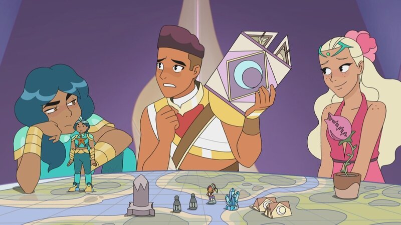 l-r: Mermista (voiced by Vella Lovell), Bow (voiced by Marcus Scribner), Perfuma (voiced by Genesis Rodriguez) – Bild: SHE-RA and associated trademarks and character copyrights are owned by and used under license from Mattel, Inc. Under license to Classic Media. DreamWorks She-Ra and the Princesses of Power © 2018 DreamWorks Animation LLC. All Rights  …