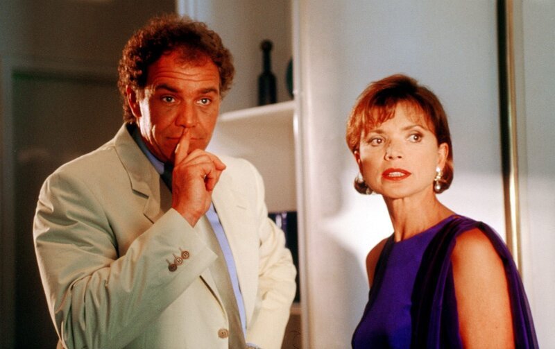 „Fröhliche Chaoten.“ Im Bild: Christian Kohlund, Uschi Glas. – Bild: ORF/LISA „Fröhliche Chaoten.“ Im Bild: Christian Kohlund, Uschi Glas. – Bild: ORF/LISA