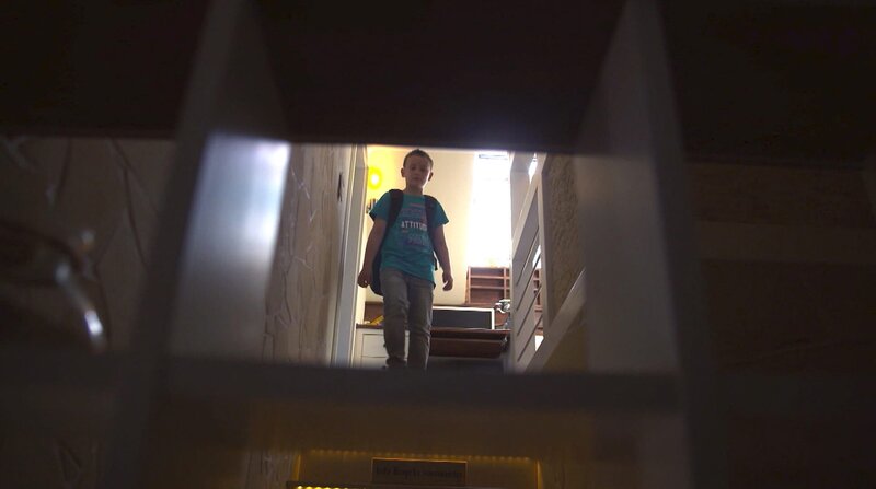 Papa, Mama, Pendelkinder – Bild: ZDF und NDR/​Dr