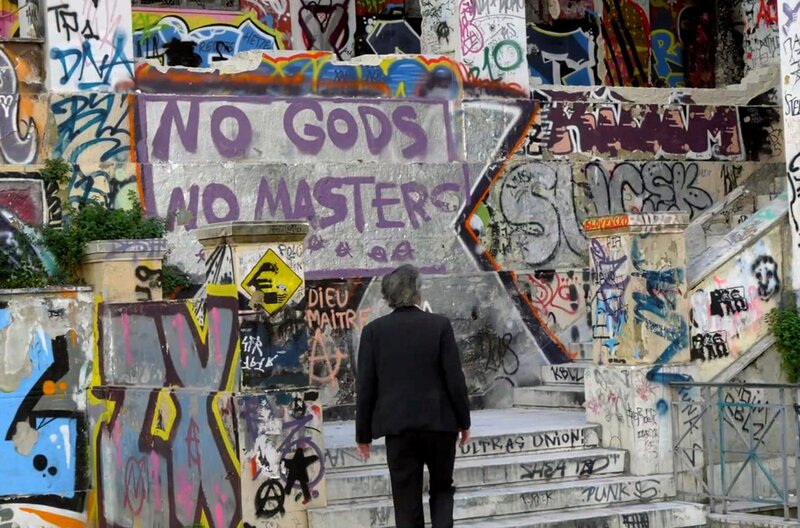 Prinzessin Europa – Bild: Margo Cinéma /​ Während der Kampagne für die Europawahlen 2019 geht Bernard-Henri Lévy mit einem von ihm geschriebenen und gespielten Theaterstück auf Tournee durch Europa.