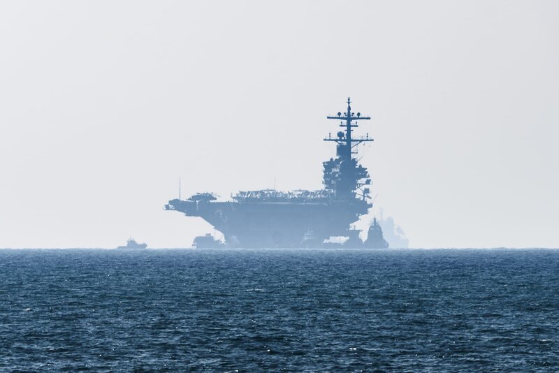 USS George H.W. Bush (CVN-77) usa navy nuclear aircraft carrier – Bild: Shutterstock /​ Shutterstock /​ Copyright (c) 2018 Alexander Turovsky/​Shutterstock. No use without permission.