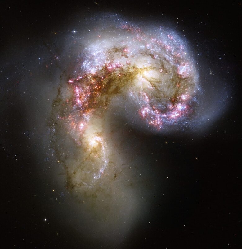 Mega Disasters II Gamma ray Burst, Naturkatastrophen Gammablitze This new NASA Hubble Space Telescope image of the Antennae galaxies is the sharpest yet of this merging pair of galaxies. During the course of the collision, billions of stars will be formed. The brightest and most compact of these star birth regions are called super star clusters. . – Bild: DF1