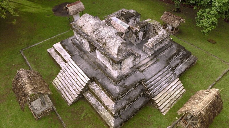 Die neuen Erkenntnisse werfen die Frage auf: wie alt ist die Maya-Zivilisation wirklich? – Bild: ZDF und © Pernel Media 2022./​© Pernel Media 2022